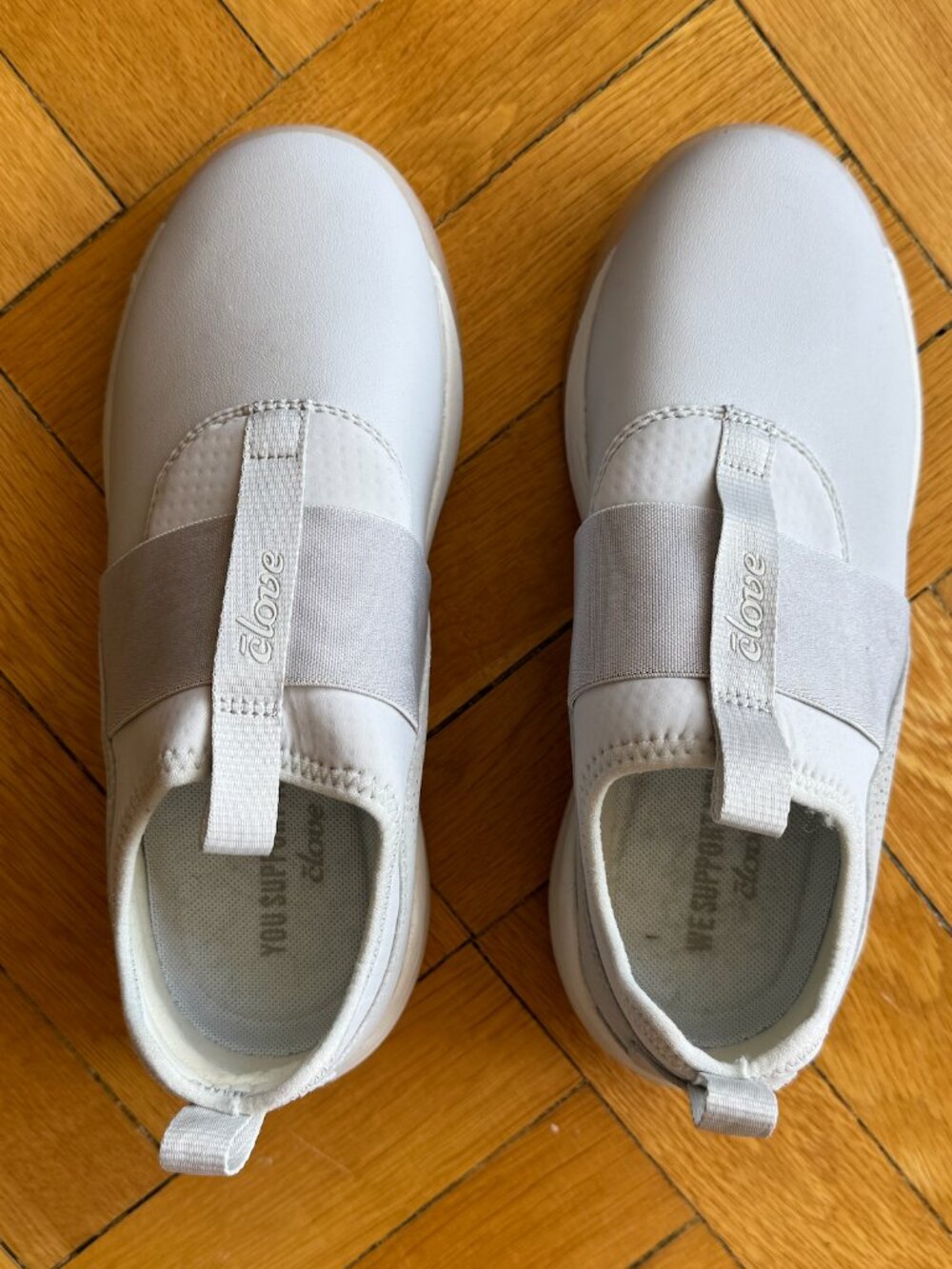 Clove Women's Solo Hospital Shoes (Size 7.5)